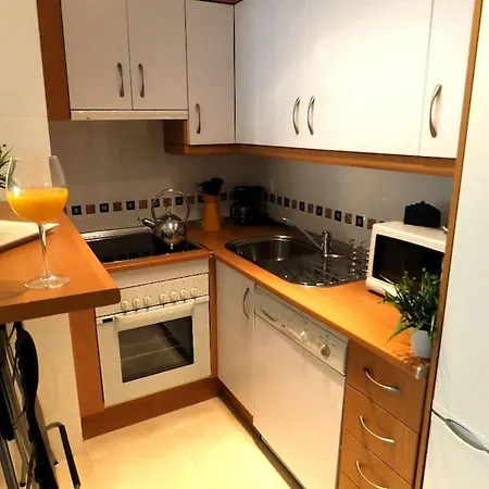 Apartamento Luminoso Atico Cerca De La Playa Con Piscina Y Garaje
