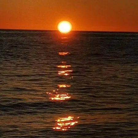 Апартаменты Luminoso Atico Cerca De La Playa Con Piscina Y Garaje