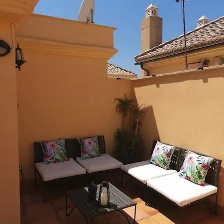 Apartamento Luminoso Atico Cerca De La Playa Con Piscina Y Garaje *