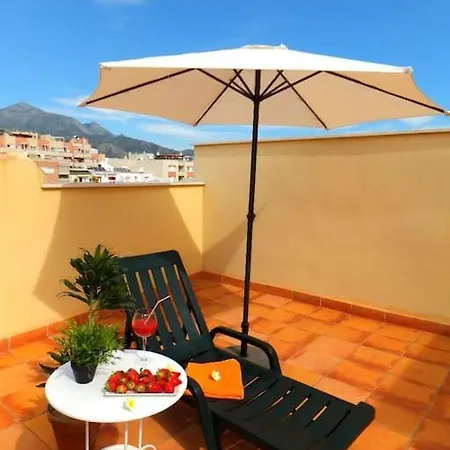 Luminoso Atico Cerca De La Playa Con Piscina Y Garaje Apartamento