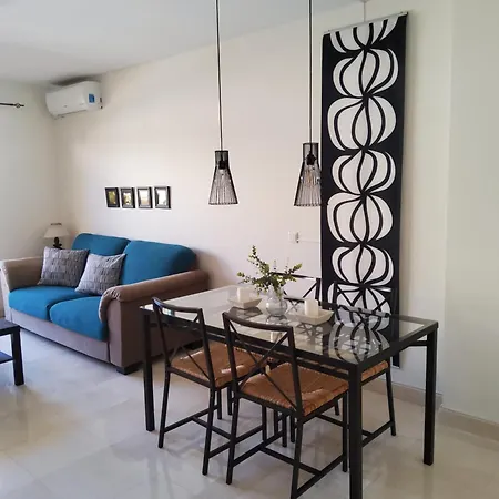 Luminoso ático Cerca De La Playa Con Piscina Y Garaje Apartamento