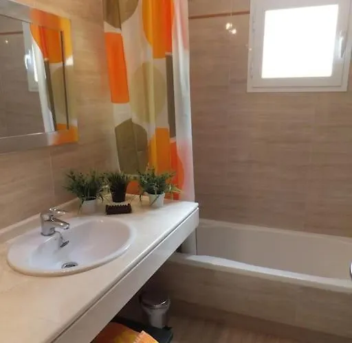 Luminoso Atico Cerca De La Playa Con Piscina Y Garaje * 内尔哈