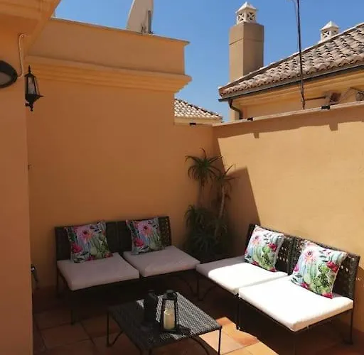 Apartamento Luminoso ático Cerca De La Playa Con Piscina Y Garaje *